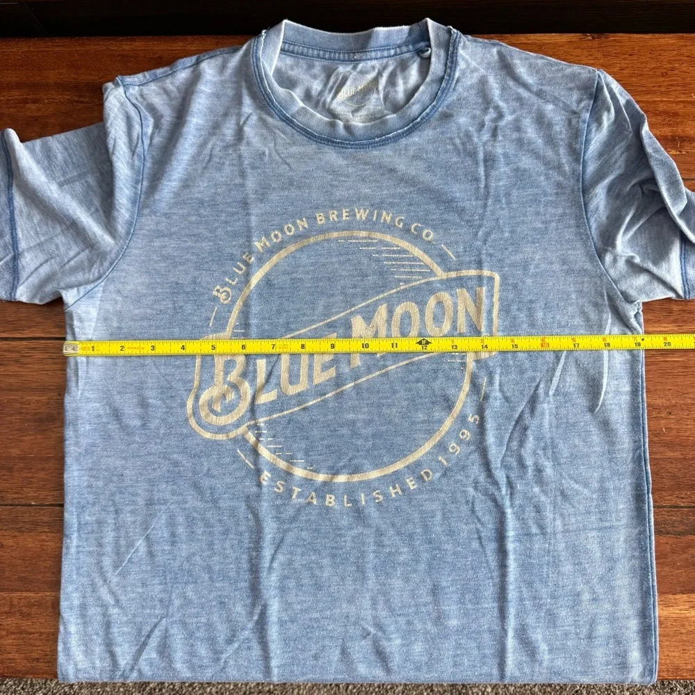 Blue Moon Brewing Co Blue T-shirt Size Small - Picture 4 of 5